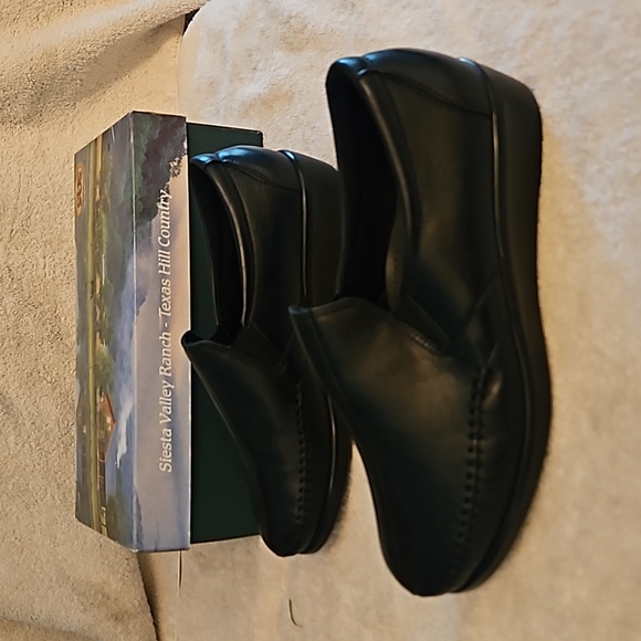 SAS womens Dream Black size 8 1/2 - Picture 5 of 9